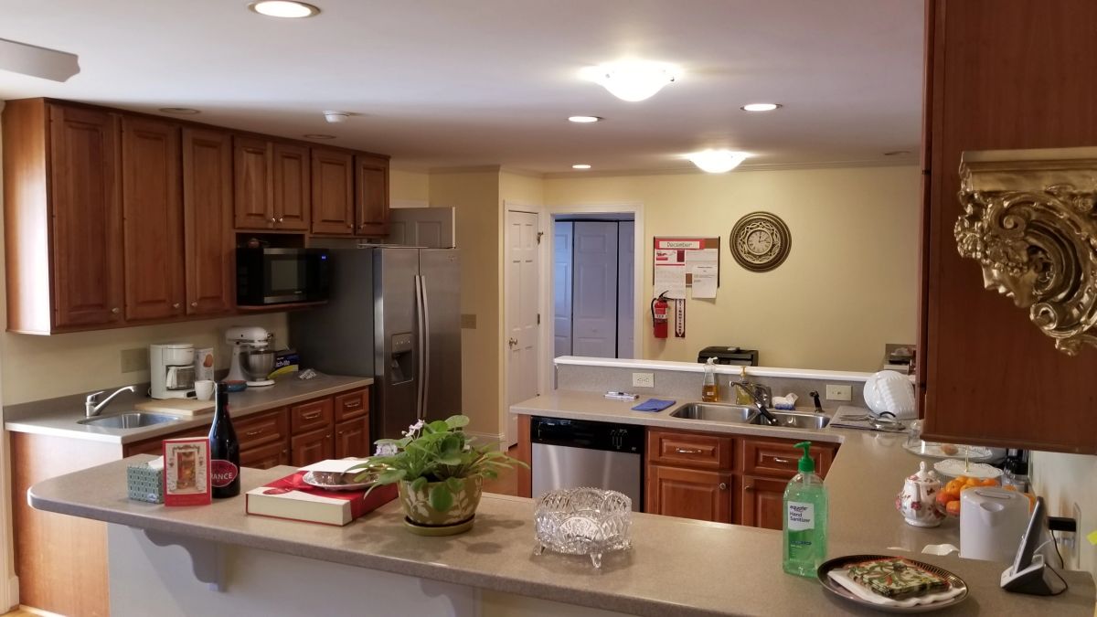 Val's Place at Dodsworth — photo 10 of 18