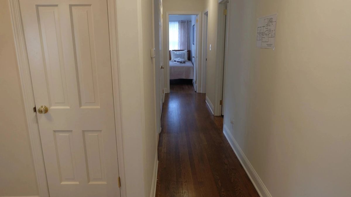 Val's Place at Morehead — photo 5 of 16