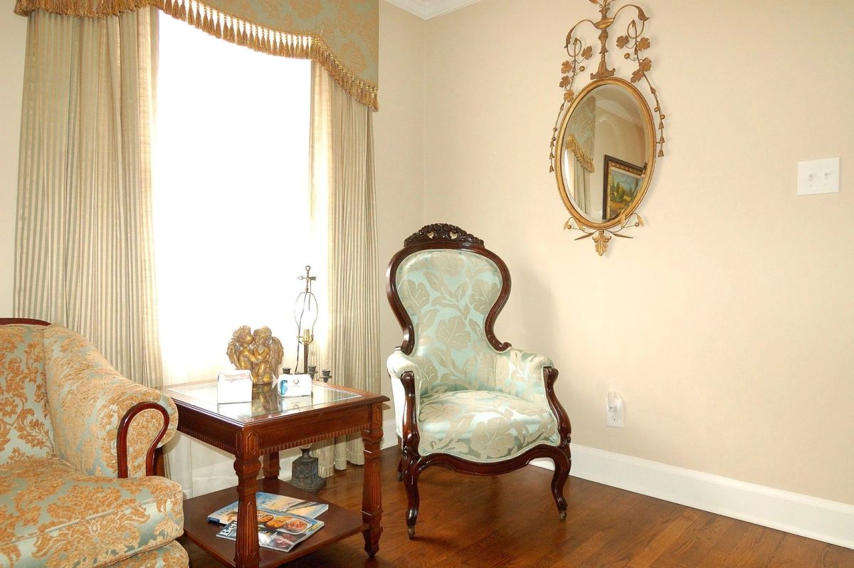 Val's Place at Morehead — photo 8 of 16